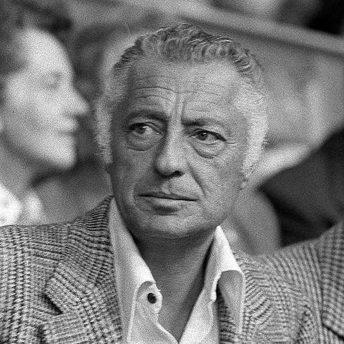 Gianni Agnelli Italian Industrialist And Style Icon Knot Standard Blog